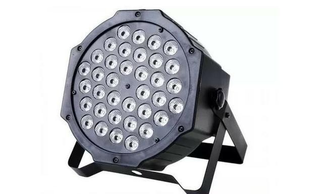 canhão de luz LED
