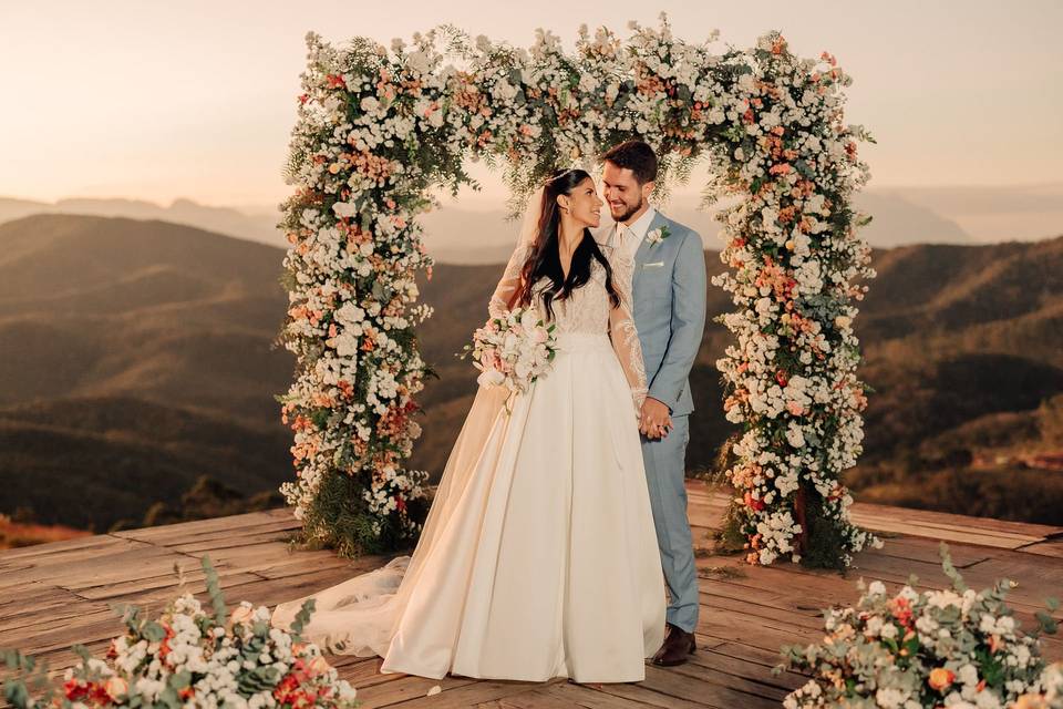 As Melhores Ferramentas Online para Organizar Seu Casamento Perfeito