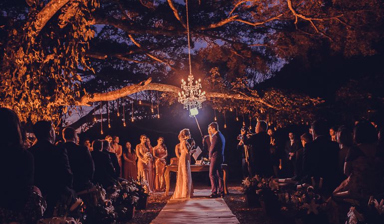 Casamento à Noite vs. Casamento de Dia: Qual Escolher?