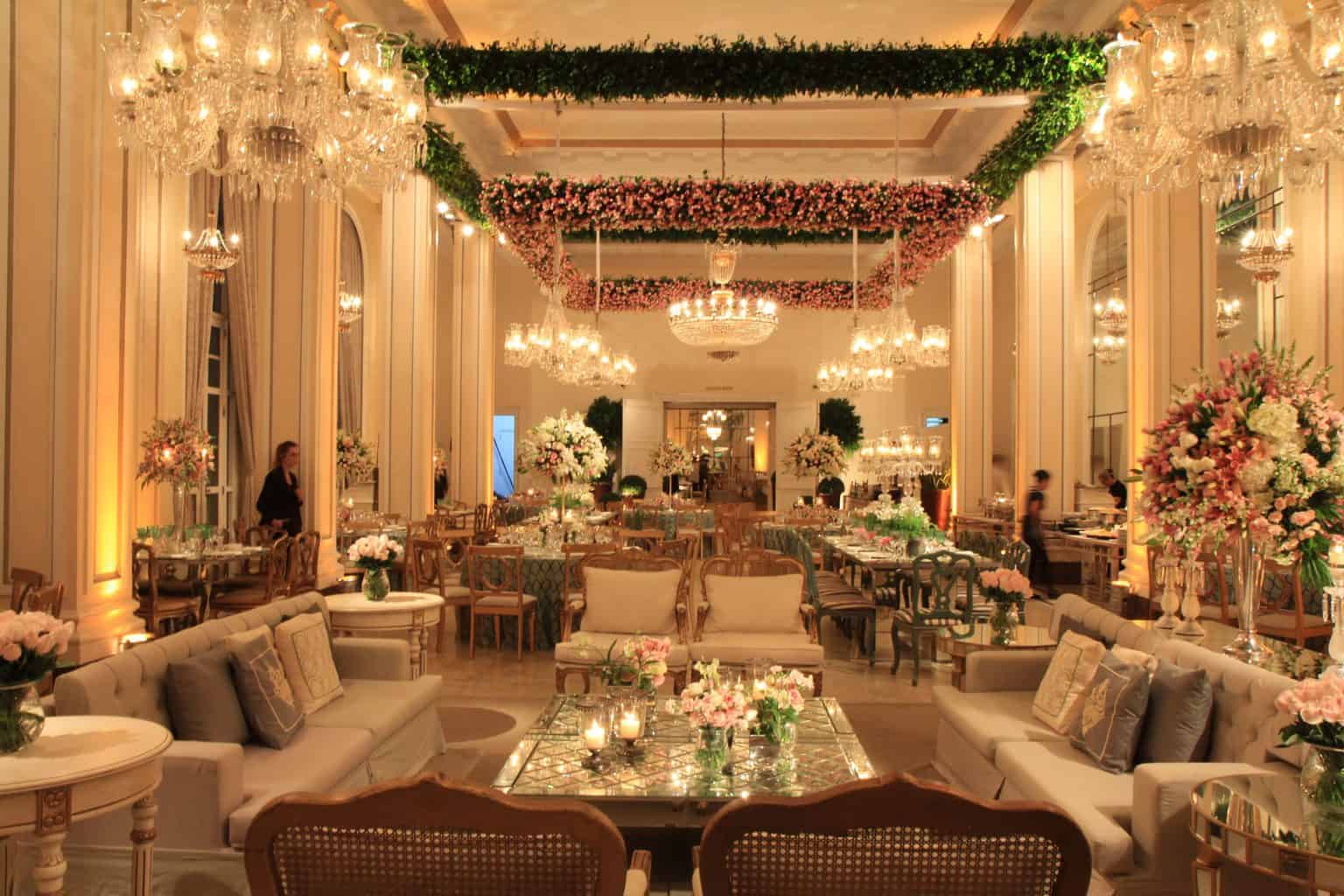 Guia completo para o traje do noivo em um casamento tradicional