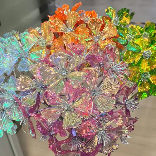 Papelaria e Convites Coloridos: Detalhes que Encantam no Seu Grande Dia