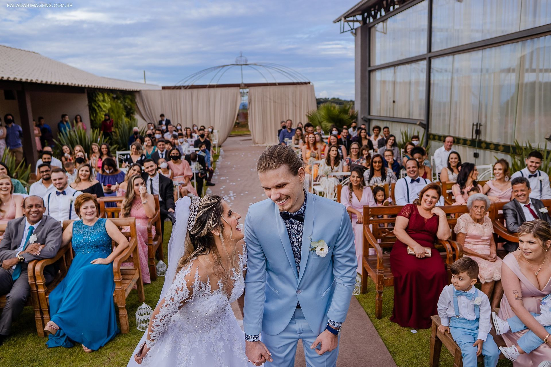 Casamento de Dia no Campo: Dicas Essenciais para um Evento Perfeito