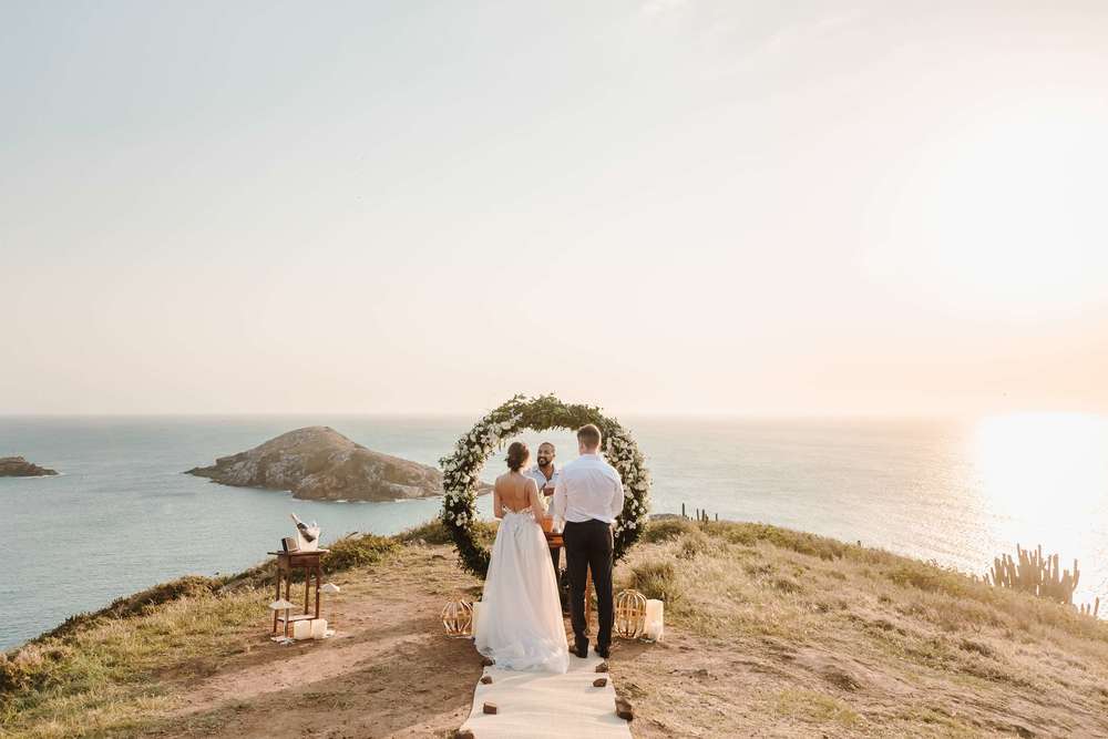 casamento em arraial do cabo praia