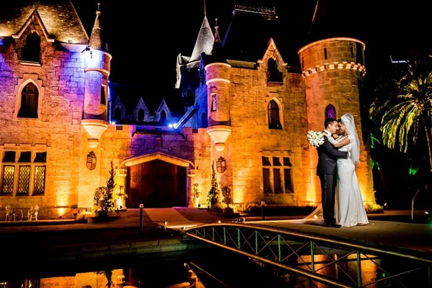 Destination Wedding na Europa: Casando em um Castelo Histórico