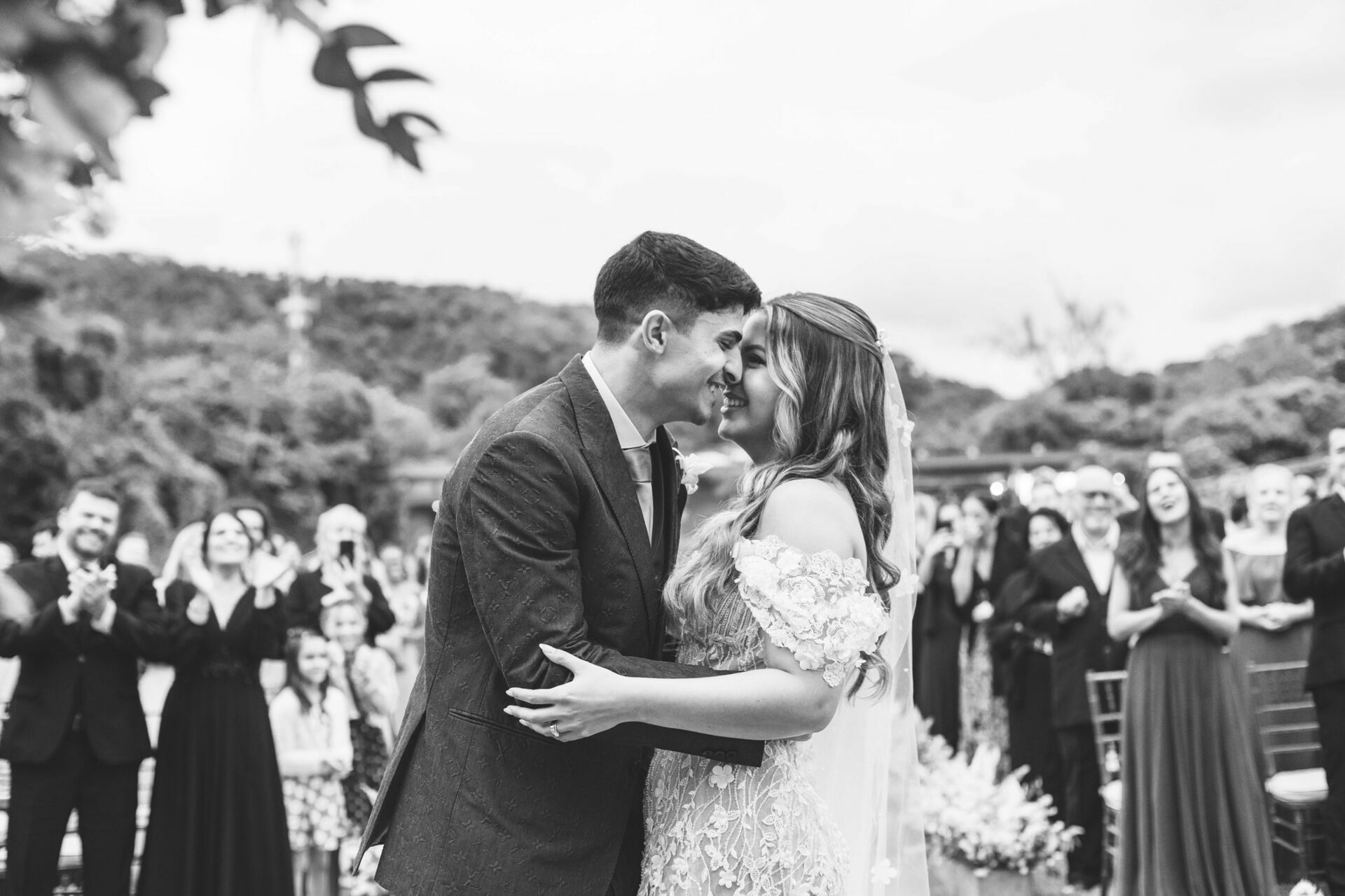 Decoração Minimalista para Casamentos em Espaços Culturais