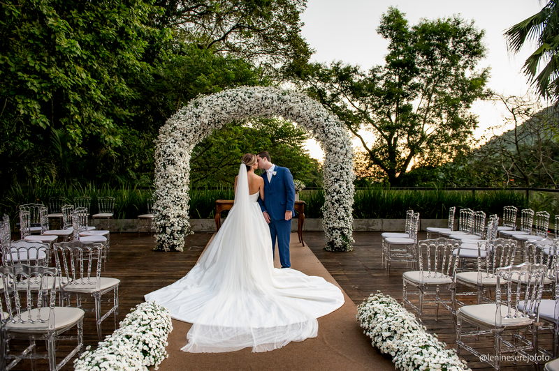Casamento na Praia ou Urbano: Escolhendo o Hotel Ideal para Seu Estilo
