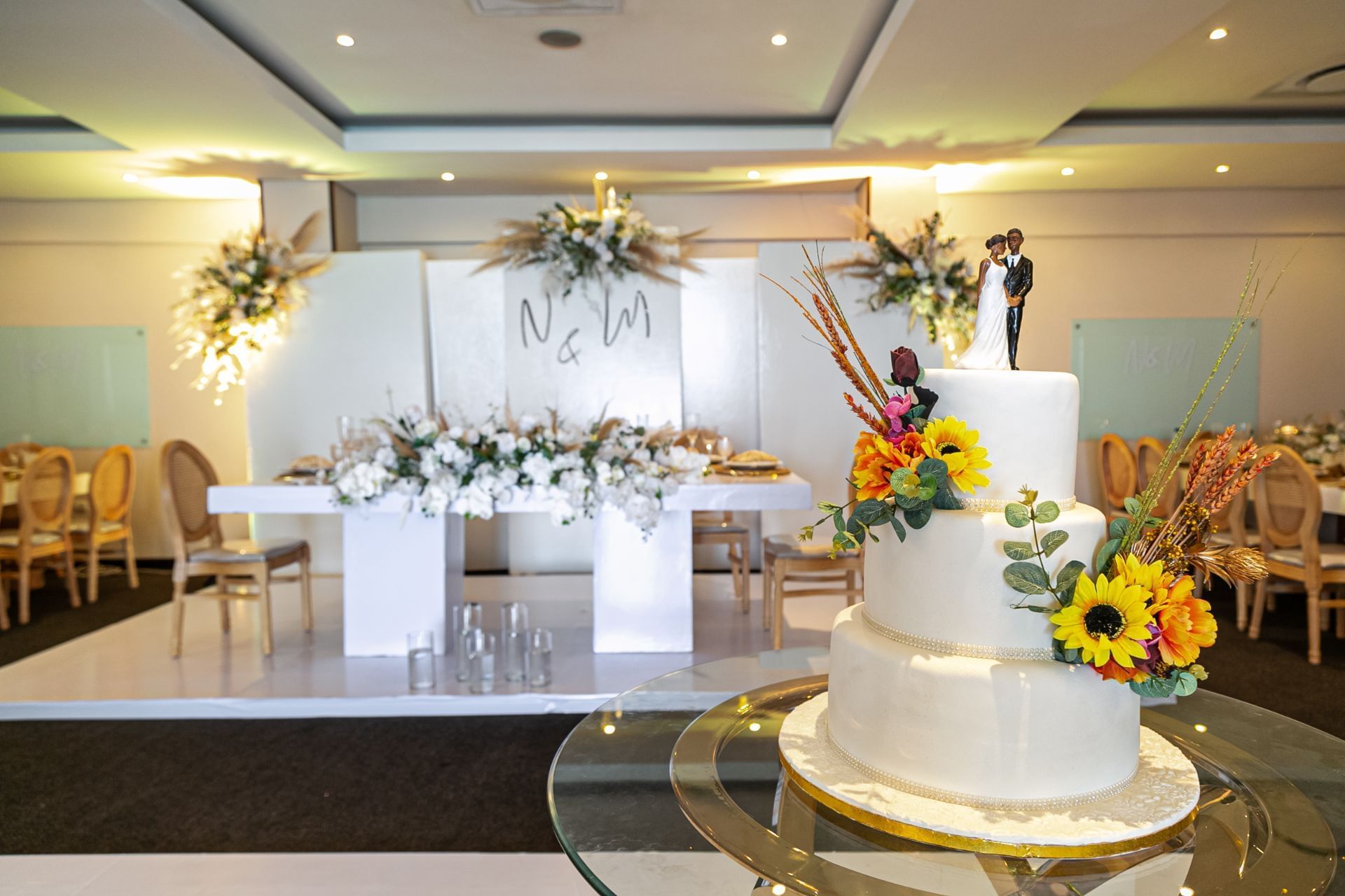 Buffet de Casamento em Hotel: Prós e Contras de Usar o Serviço Próprio