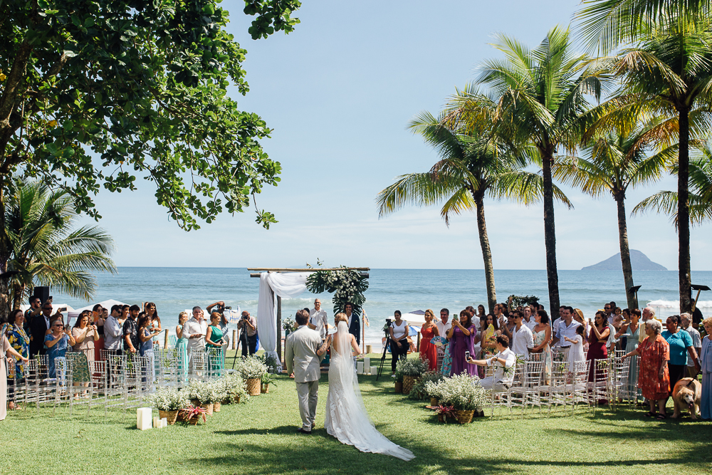 5 ideias de títulos:
1. Guia Completo: Casamento dos Sonhos em Juquehy
2. Os Melhores Espaços para Casar em Juquehy: Pé na Areia com Sofisticação
3. Planejamento e Custos de um Casamento em Juquehy: Tudo o que Você Precisa Saber
4. Dicas Essenciais para um Mini Wedding Inesquecível em Juquehy
5. Juquehy: O Destino Perfeito para Casamentos na Praia