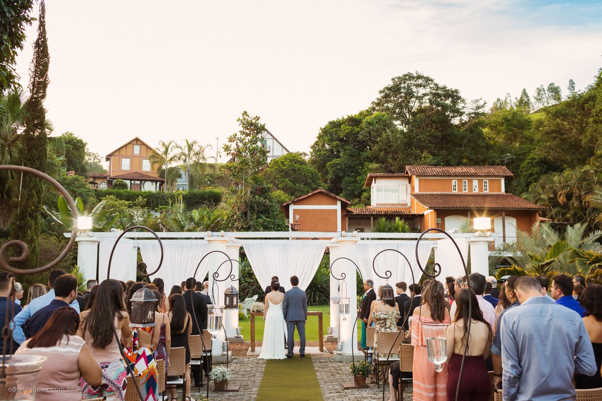 Guia Completo de Espaços para Casamento em Leopoldina