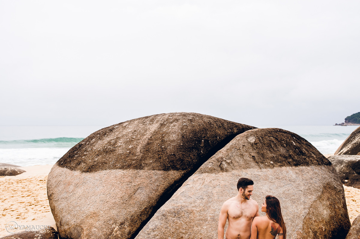 5 ideias de títulos:
1. Guia Completo: Casamento dos Sonhos em Paraty
2. Paraty: O Cenário Perfeito para o Seu Destination Wedding
3. Locais Incríveis para Casar em Paraty: Da Praia ao Casarão
4. Planejamento de Casamento em Paraty: Dicas e Custos
5. Fornecedores Essenciais para um Casamento Inesquecível em Paraty