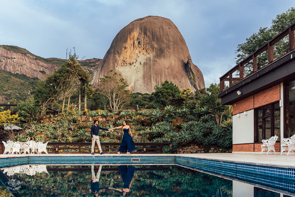 5 ideias de títulos:
1. Pedra Azul: O Cenário Perfeito para o Seu Casamento dos Sonhos
2. Guia Completo: Planejando seu Destination Wedding em Pedra Azul
3. Os Melhores Espaços para Casar em Pedra Azul: De Fazendas a Pousadas de Luxo
4. Dicas Essenciais para um Casamento Inesquecível em Pedra Azul
5. Casamento no Campo: Charmes e Vantagens de Escolher Pedra Azul