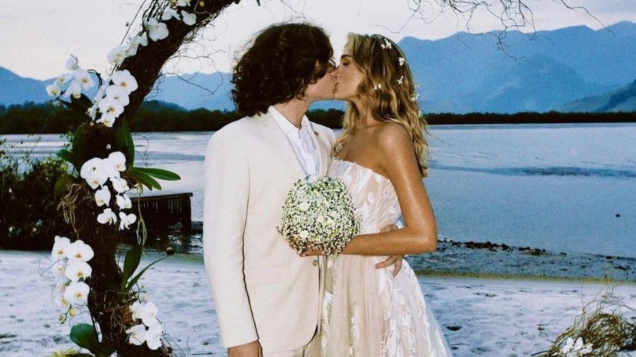 Guia Completo de Casamentos em Presidente Figueiredo: Locais e Serviços