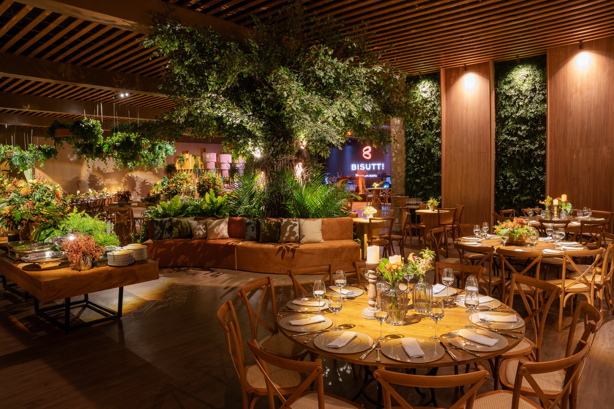 Como Escolher o Buffet Perfeito para Seu Casamento no Rio das Pedras