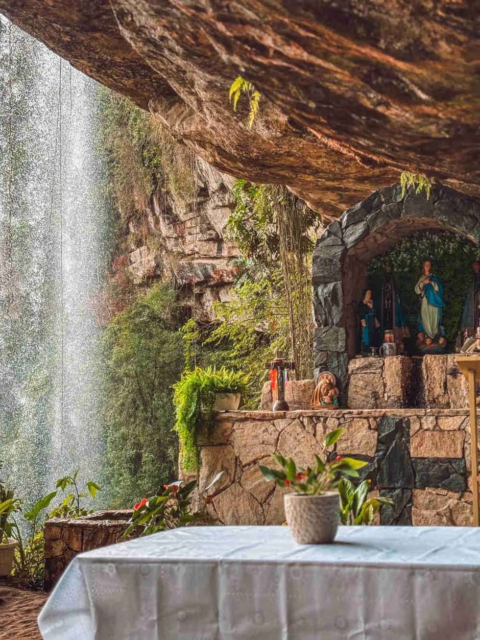 casamento na gruta rei do mato