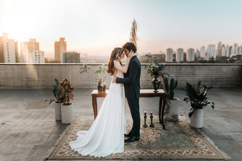 5 ideias de títulos:
1. Os 10 Melhores Espaços para Casamento em Tietê