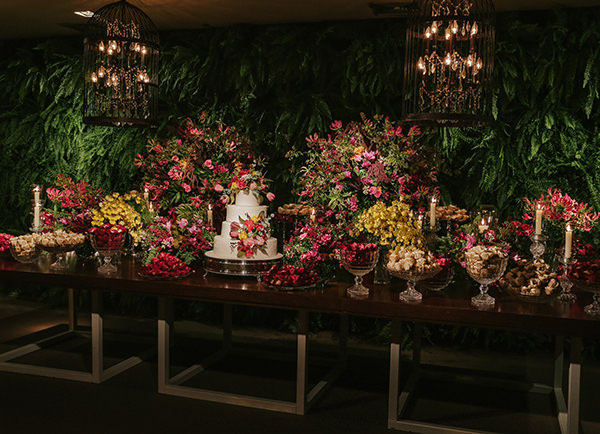 paleta de cores casamento marsala