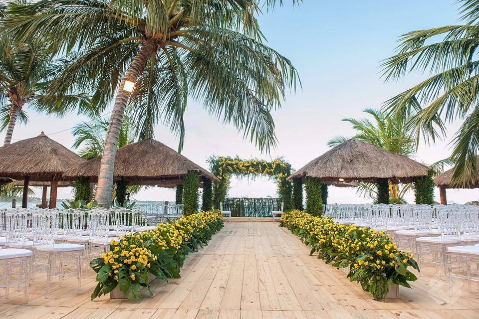 Guia Completo: Como Escolher a Melhor Época para Casar na Praia dos Carneiros