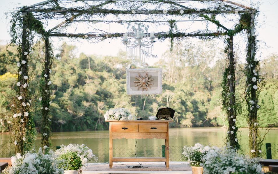 quanto custa um casamento no campo para 100 pessoas