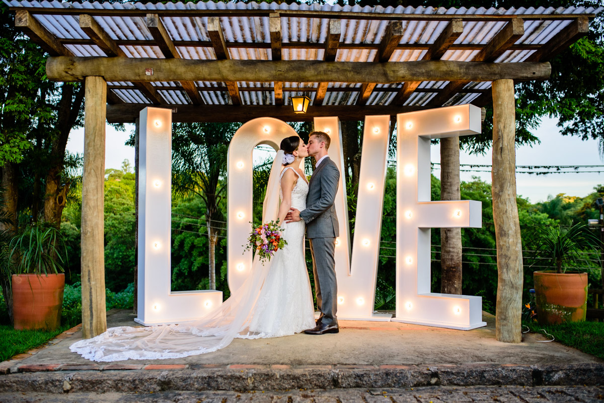 vestido de noiva perfeito para casamento no campo