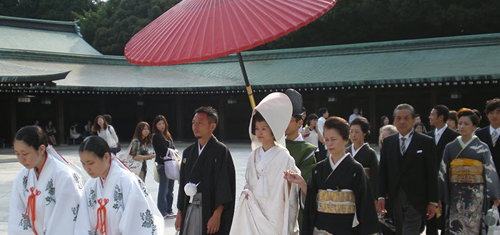 Etiqueta e Presentes: Como Funciona uma Festa de Casamento Japonesa (Kekkon Hiroen)