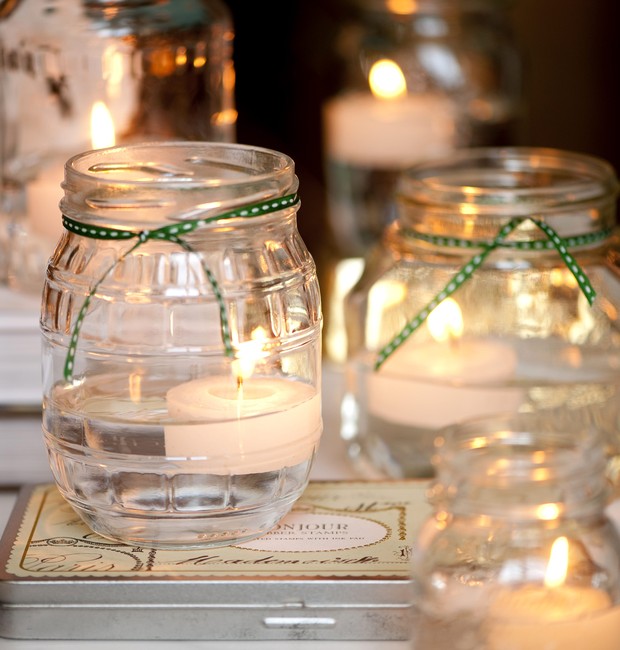 ideias de centro de mesa com velas para jantar romântico