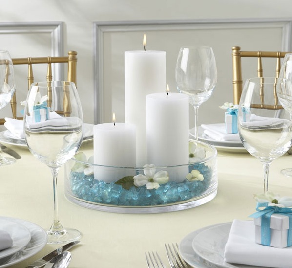 ideias de centro de mesa com velas para jantar romântico