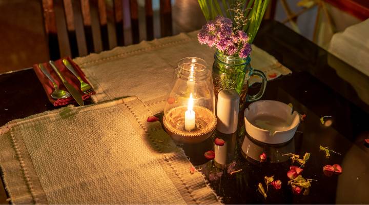 1. O que é a Cerimônia das Velas e como realizá-la no seu casamento.
2. Significados profundos por trás da Cerimônia da Luz.
3. Adaptações da Cerimônia das Velas para diferentes tipos de celebração.
4. A Cerimônia das Velas em contextos não matrimoniais: BPW Brasil e despedidas.
5. Dicas para escolher as velas perfeitas para o seu ritual.