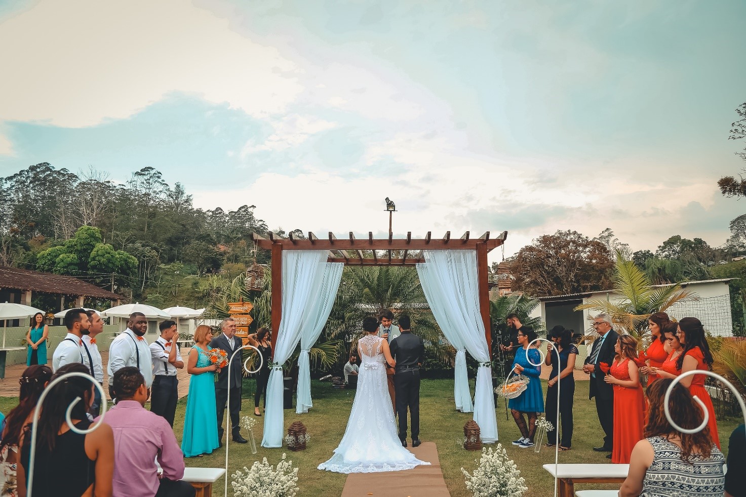 custo médio de uma cerimônia de casamento personalizada