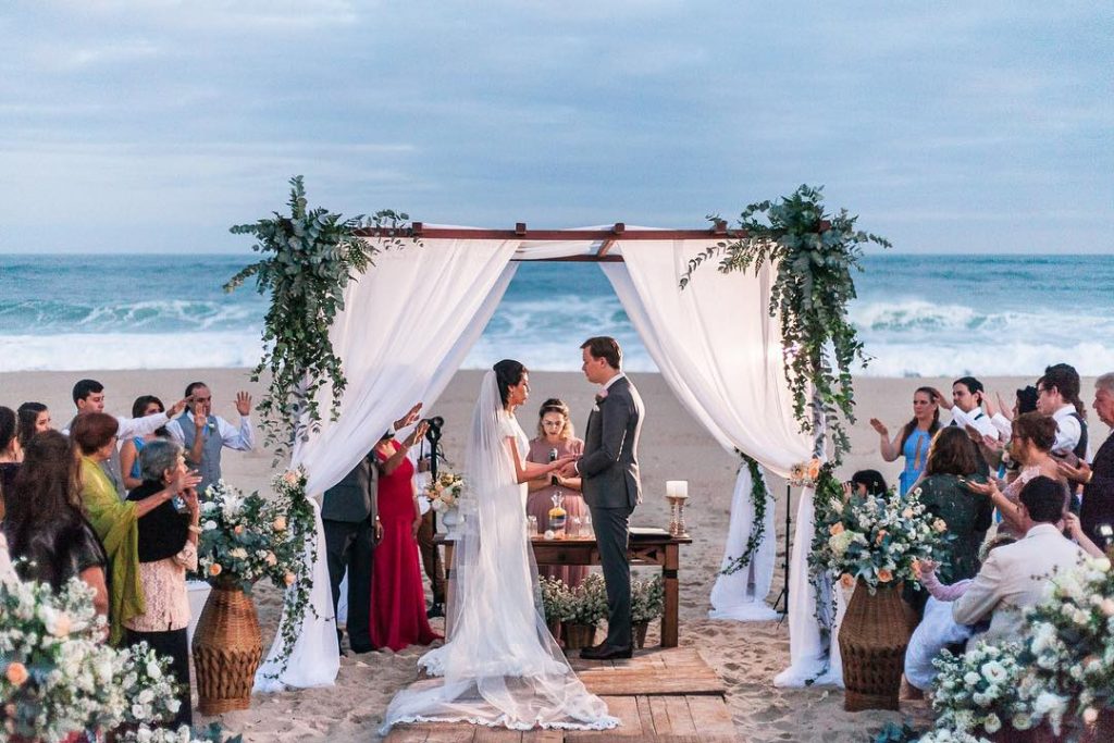 custo médio de uma cerimônia de casamento personalizada