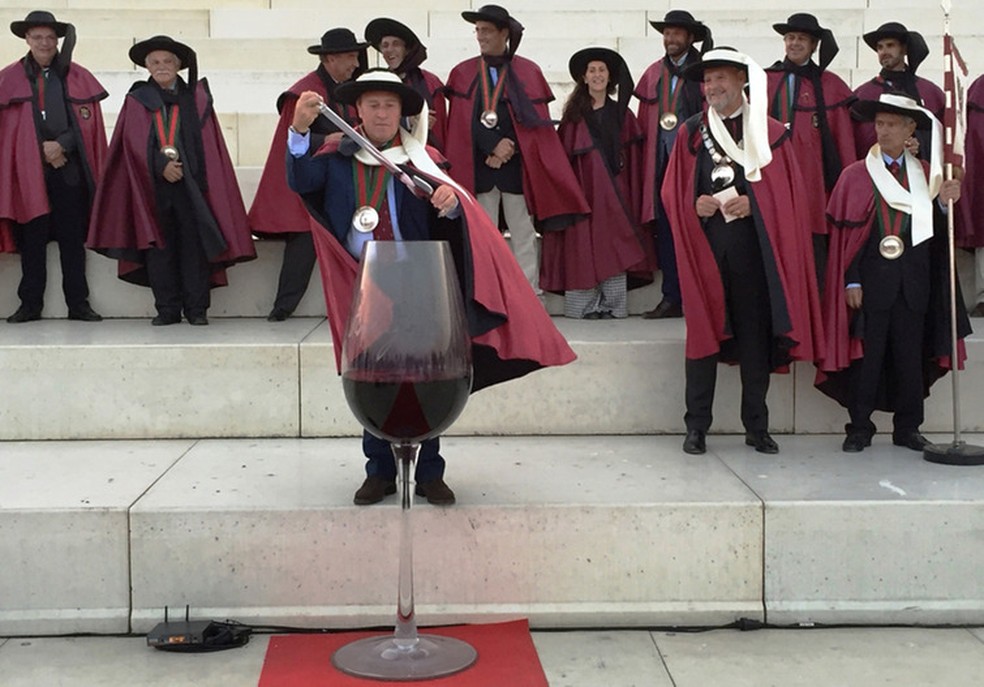 Vinhos para a Cerimônia de União: Escolha o Ideal para o Seu Ritual