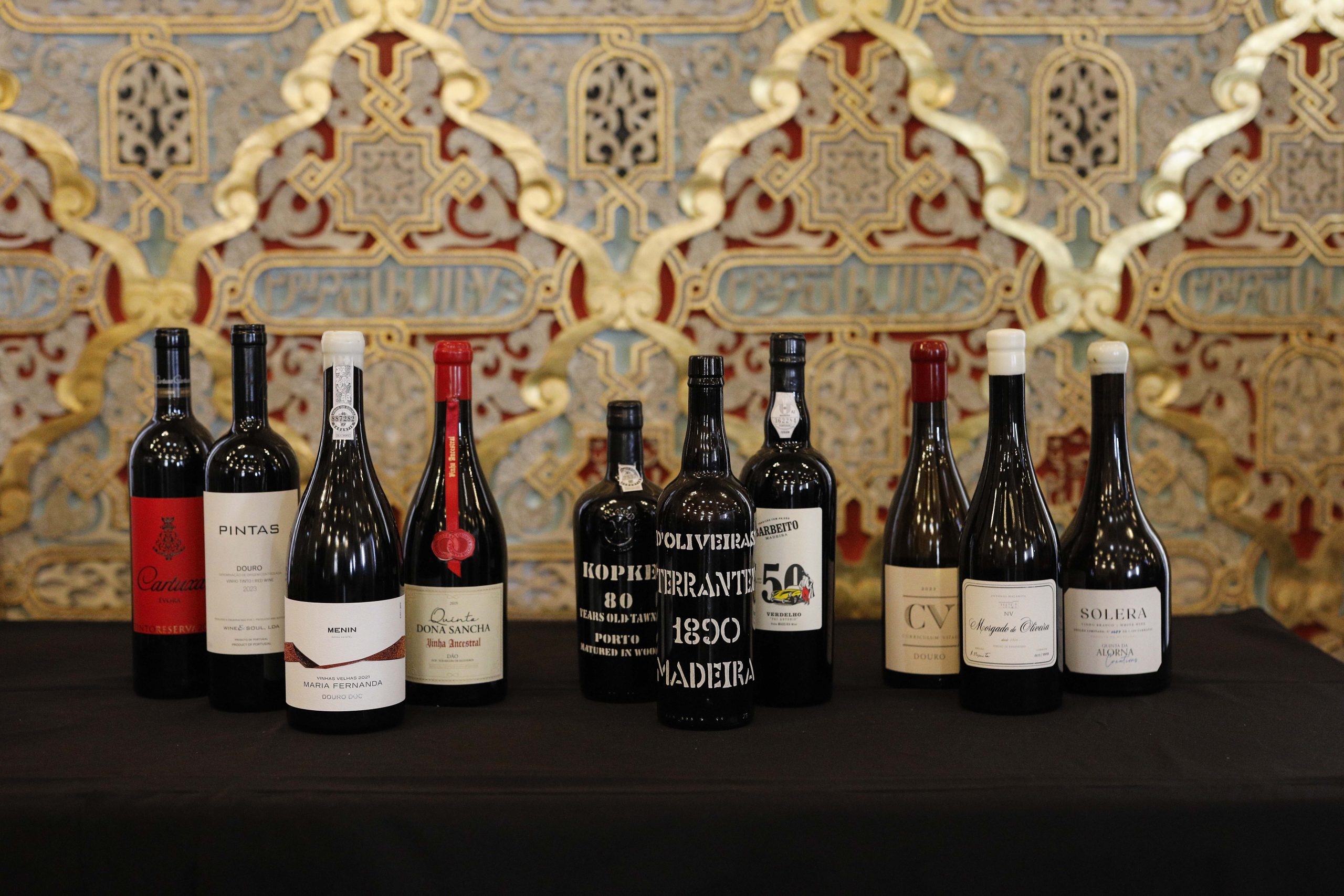 Vinhos para a Cerimônia de União: Escolha o Ideal para o Seu Ritual