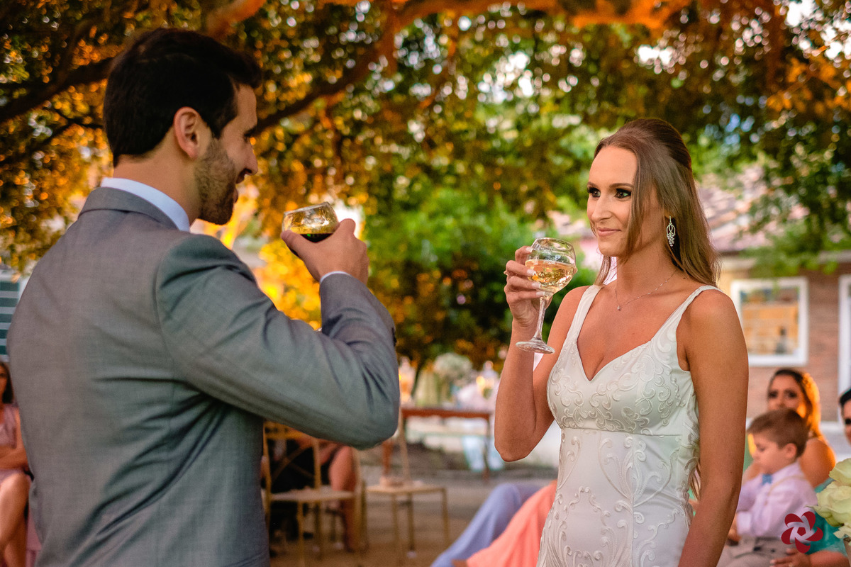 Vinhos para a Cerimônia de União: Escolha o Ideal para o Seu Ritual