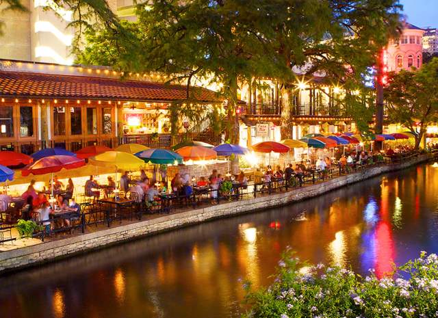 Pequenos Eventos com Grande Estilo: Conheça o Espaço Casa Rio em SP