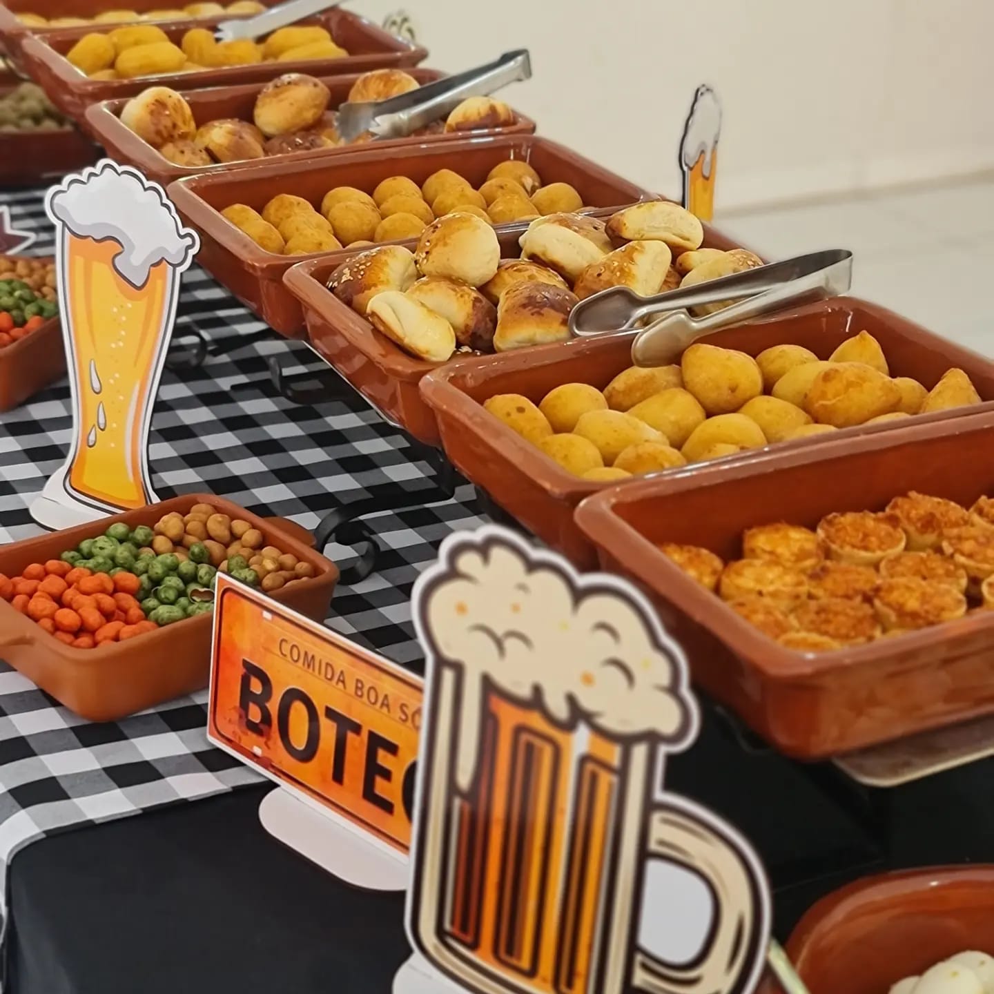 cardápio casamento comida de boteco