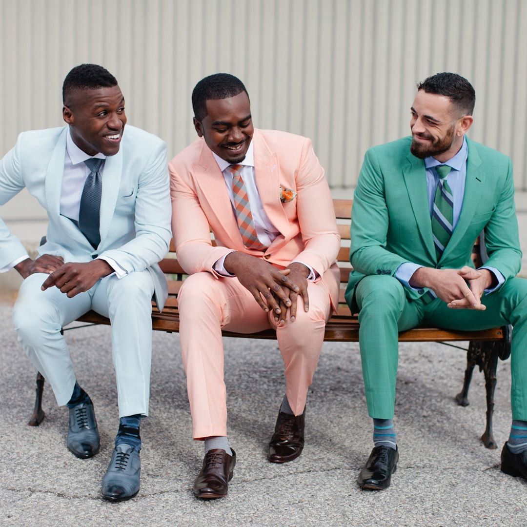 Casamento no Campo: O Traje Perfeito para o Noivo Boho Chic