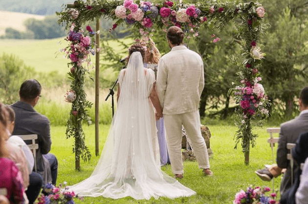 Cores de Terno para Noivo: Como Escolher a Tonalidade Ideal para Cada Horário e Local