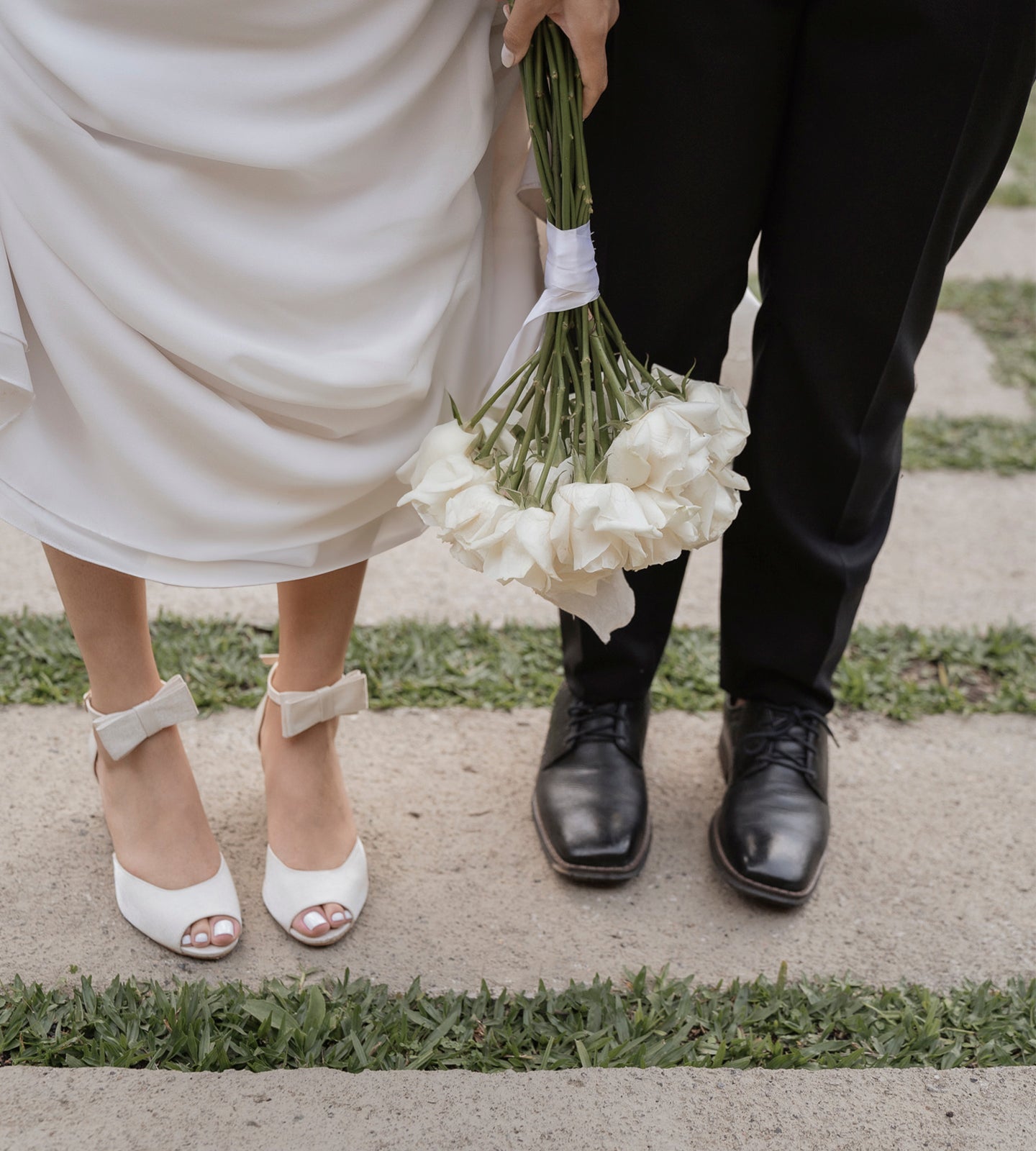 ideias sapatos noiva vestido dourado luxuosos