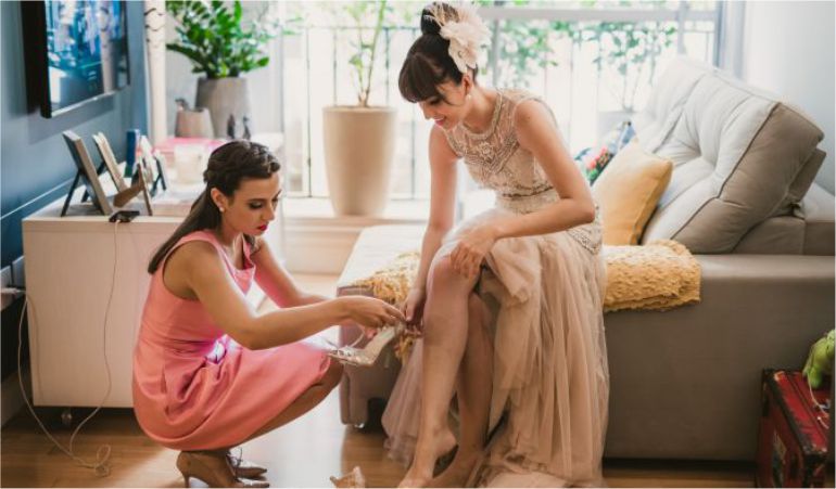 sapato nude ou dourado para vestido noiva ouro