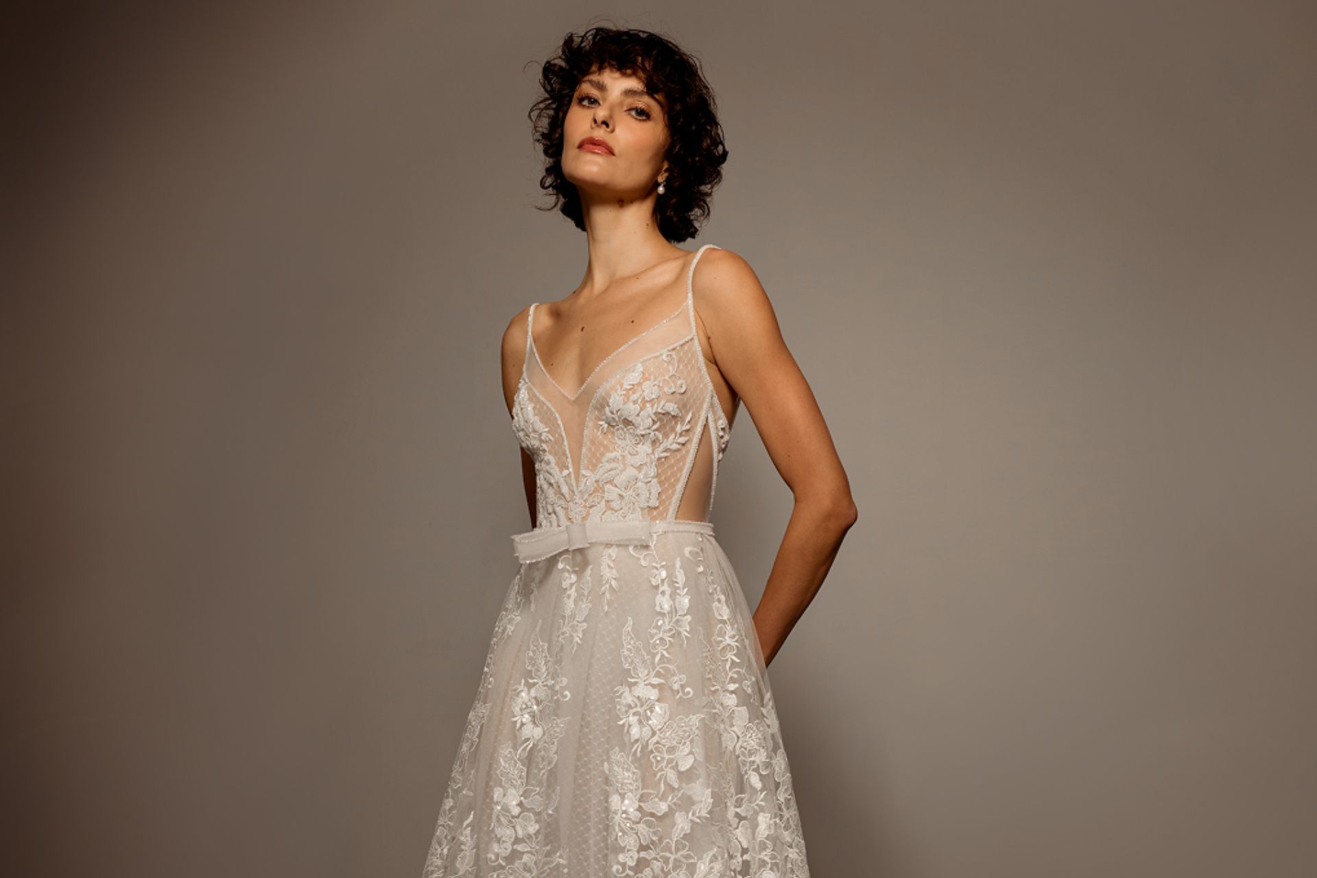 como não errar na escolha do vestido de noiva dourado