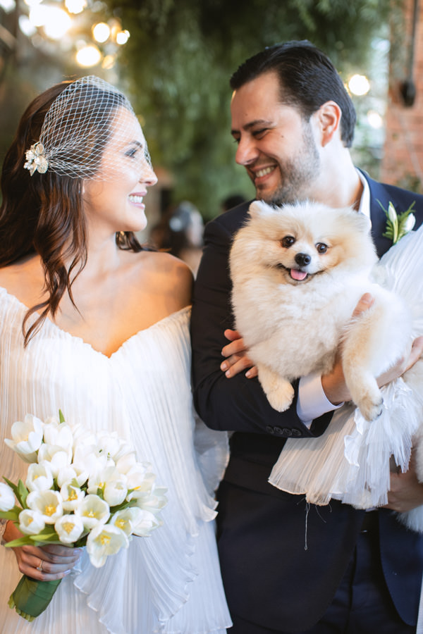 Além do Altar: Formas Simbólicas de Ter Seu Pet no Casamento
