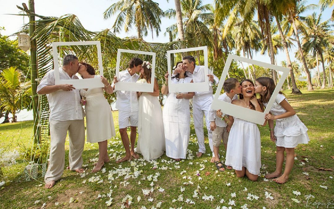 5 ideias de títulos:
1. Guia Definitivo: Como Organizar um Casamento dos Sonhos em 12 Meses
2. Checklist Essencial: Os Passos Cruciais para Planejar seu Casamento
3. Orçamento Inteligente: Dicas para Organizar um Casamento sem Estourar as Contas
4. Fornecedores Perfeitos: Como Escolher e Contratar os Melhores para seu Casamento
5. Casamento Econômico: Estratégias para Realizar seu Grande Dia com Menos Gastos