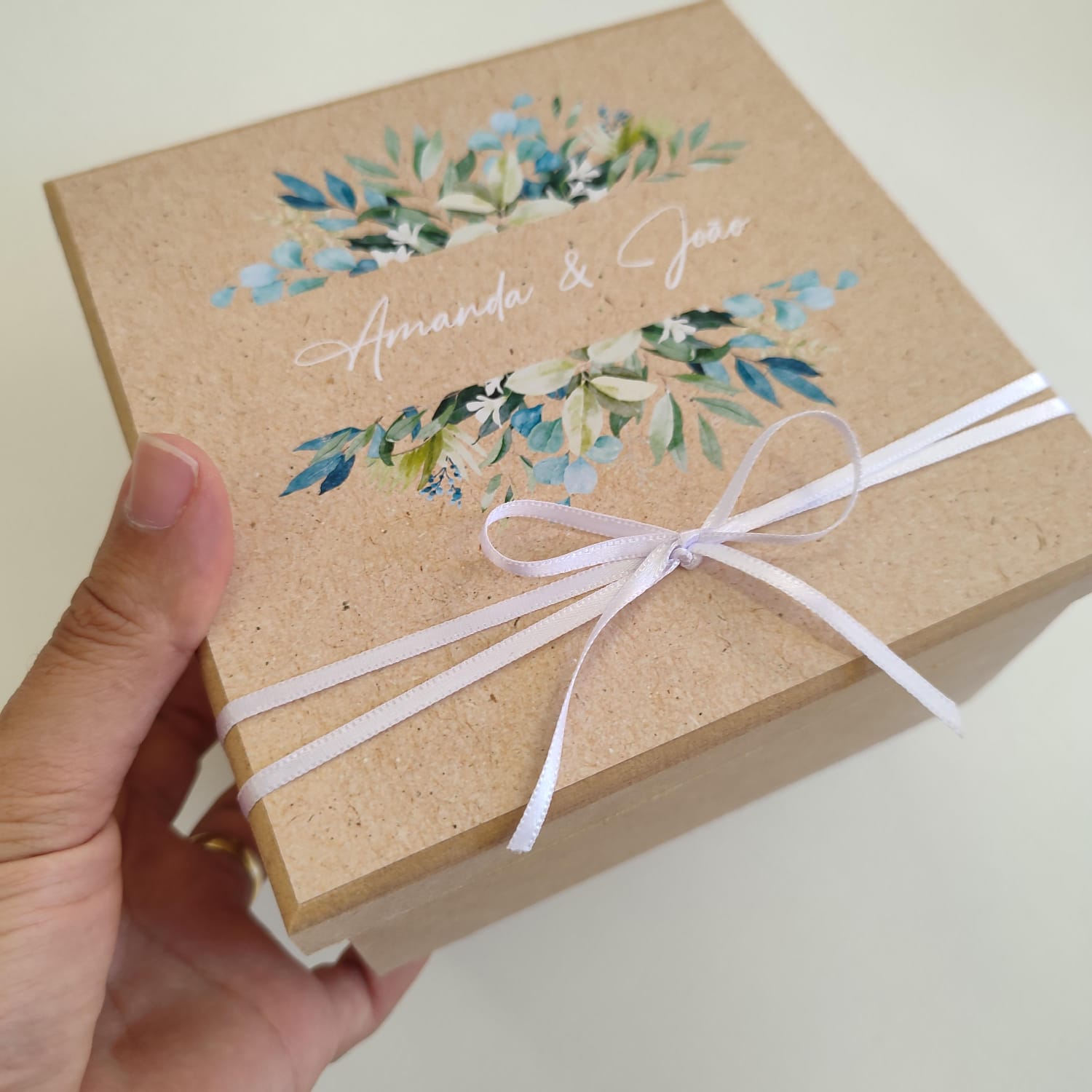 Prazos e Dicas Essenciais para Entregar o Convite dos Padrinhos de Casamento