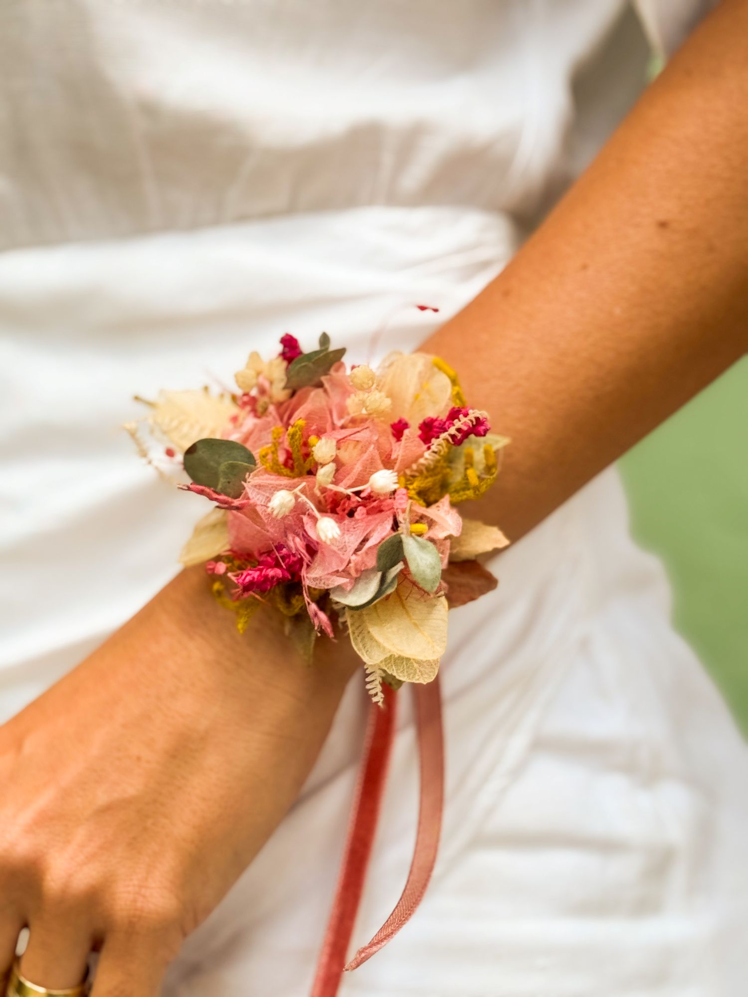 Corsage DIY: Faça Você Mesma o Acessório das Madrinhas