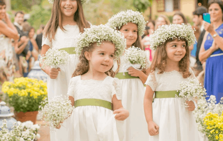 duties of a bridesmaid