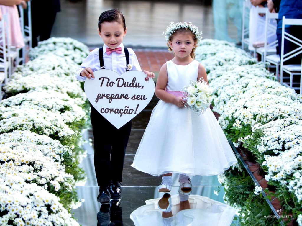 vestido de daminha infantil vs adulto