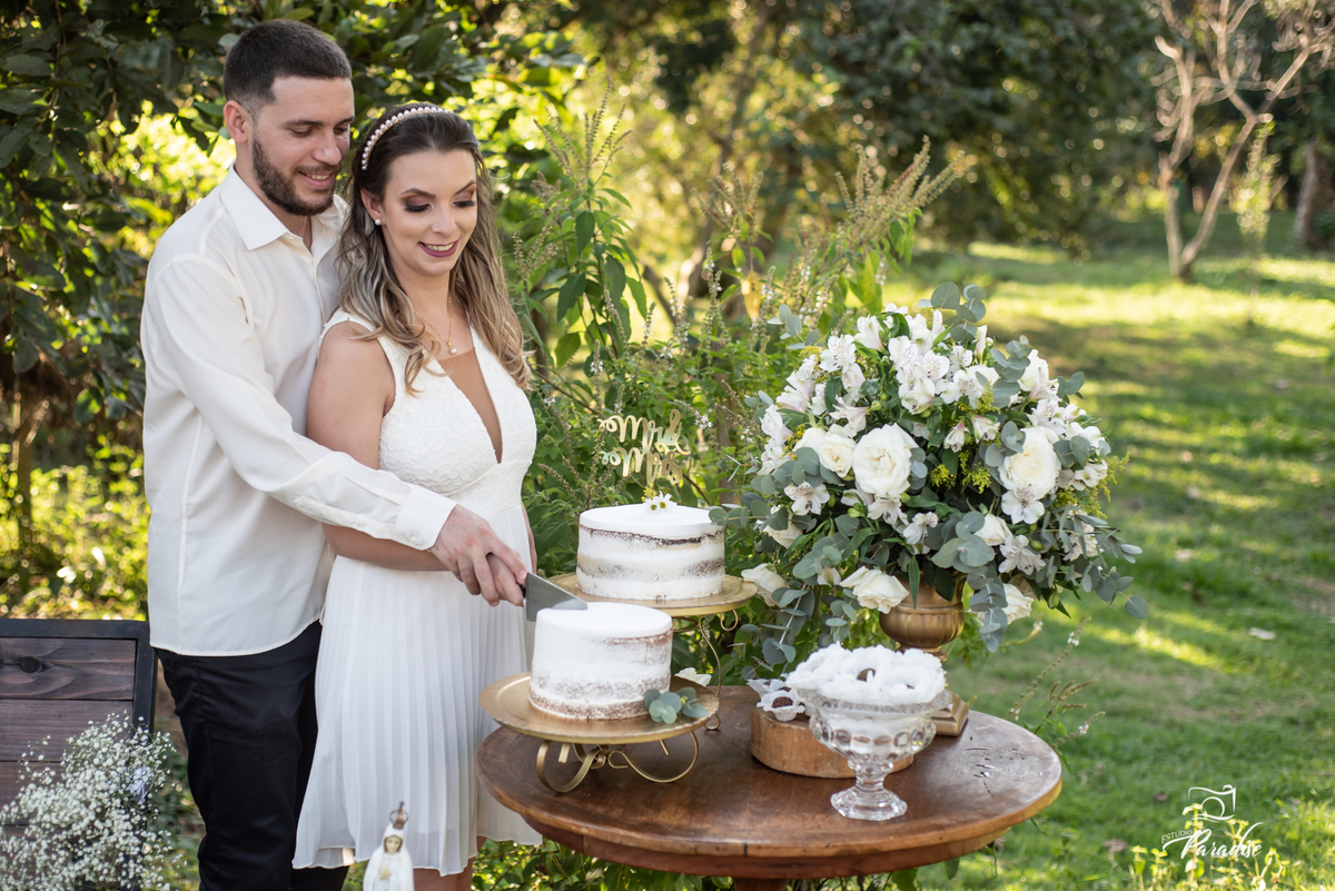 Iluminação e Detalhes: Transformando Espaços Simples em Cenários de Casamento Civil