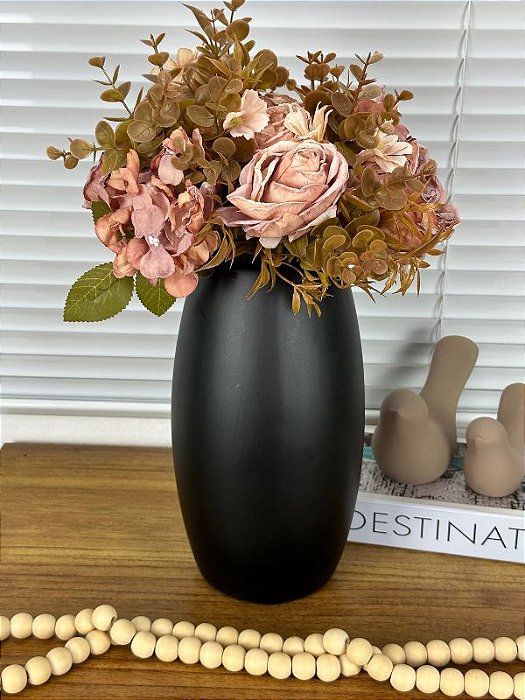 decoracao com arranjos no chao