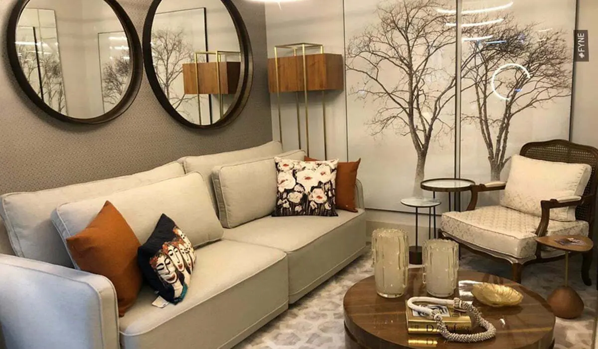 DIY: Instalação de Espelhos Decorativos – Colado vs. Parafusado