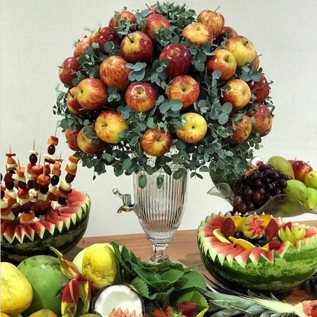 mesa de frutas para virada do ano