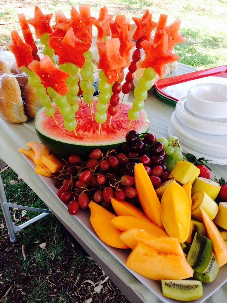 centros de mesa com frutas
